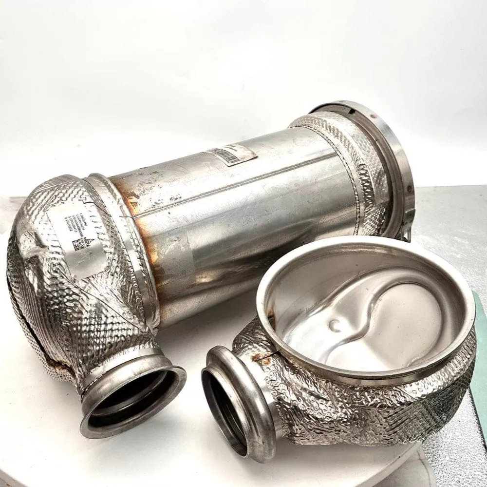 04606457 | Genuine Deutz Exhaust Catalytic Converter Manifold