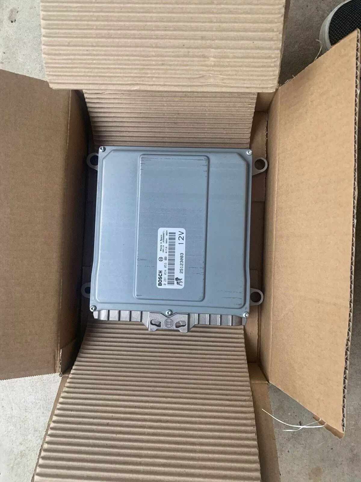12MS518M | Genuine Mack Engine Control Module