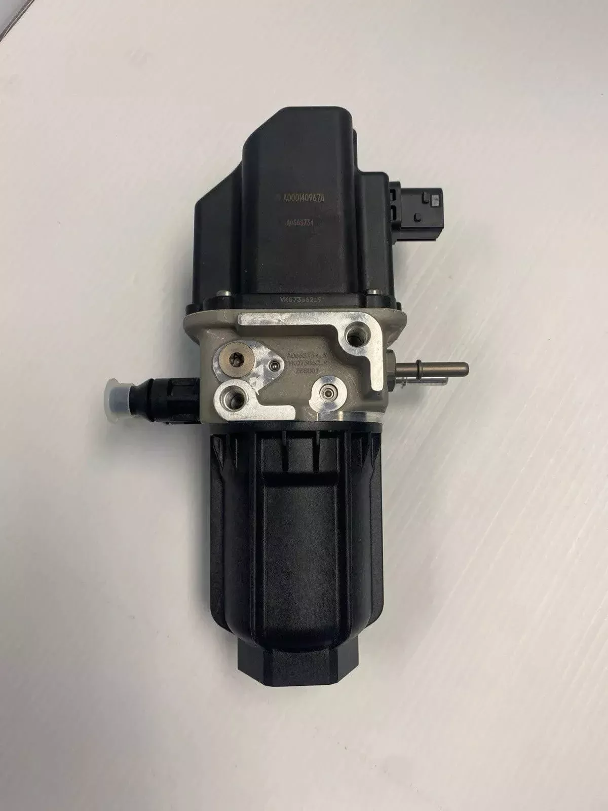 DDE EA0001408078 | Genuine Freightliner Def Pump